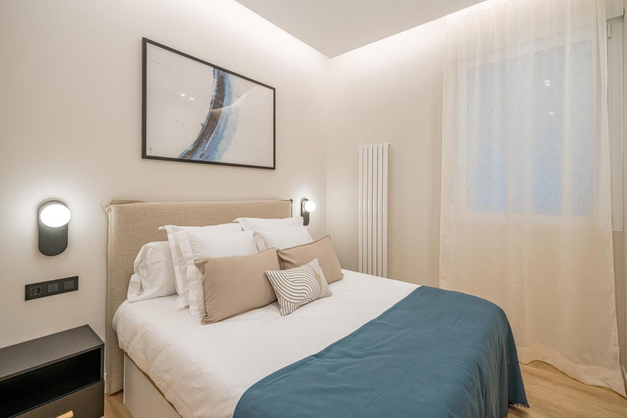 Centro XXI Calle Principe 3Br 3Bh Madrid Eksteriør billede