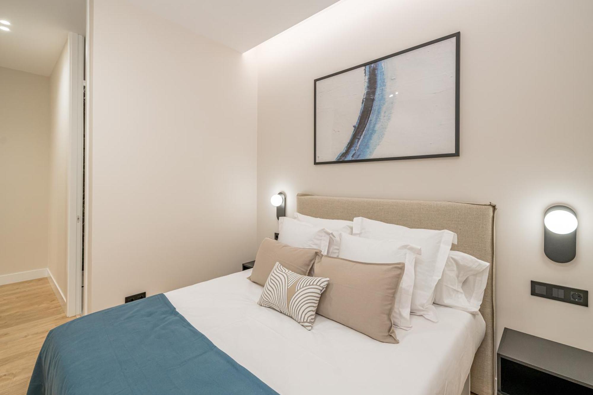 Centro XXI Calle Principe 3Br 3Bh Madrid Eksteriør billede