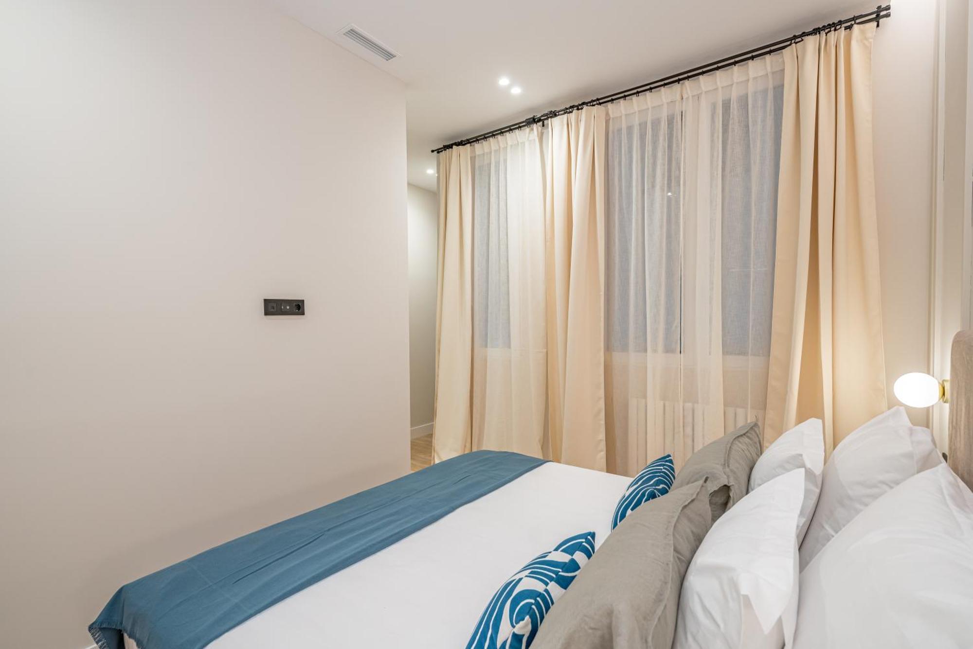 Centro XXI Calle Principe 3Br 3Bh Madrid Eksteriør billede