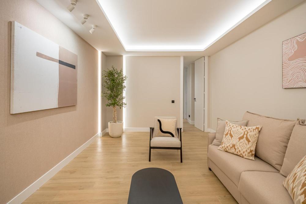 Centro XXI Calle Principe 3Br 3Bh Madrid Eksteriør billede