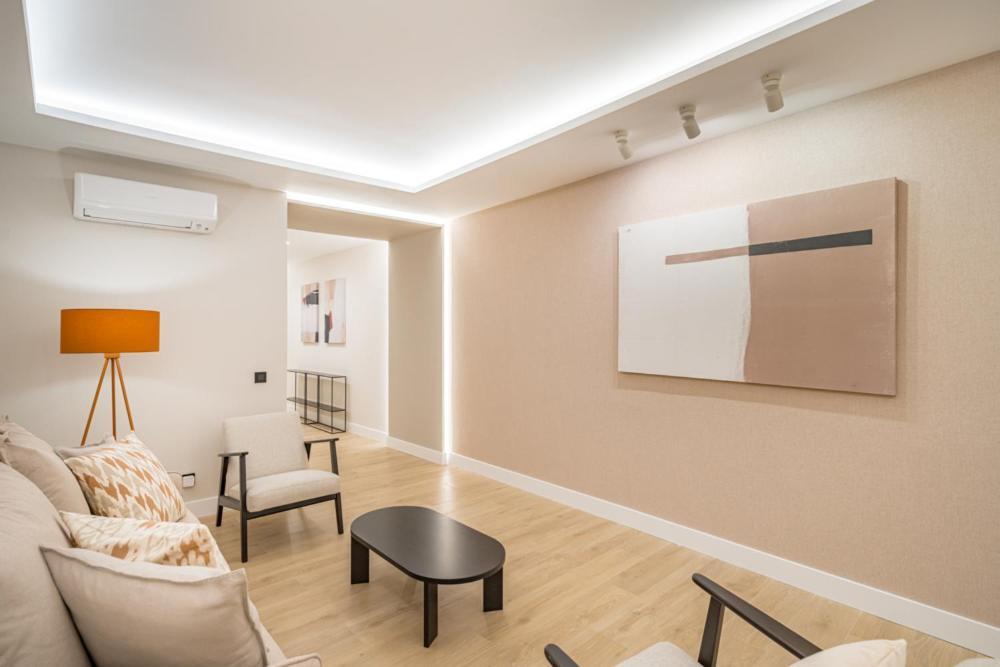 Centro XXI Calle Principe 3Br 3Bh Madrid Eksteriør billede
