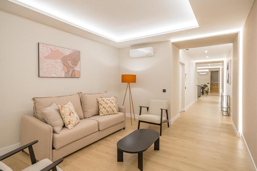 Centro XXI Calle Principe 3Br 3Bh Madrid Eksteriør billede